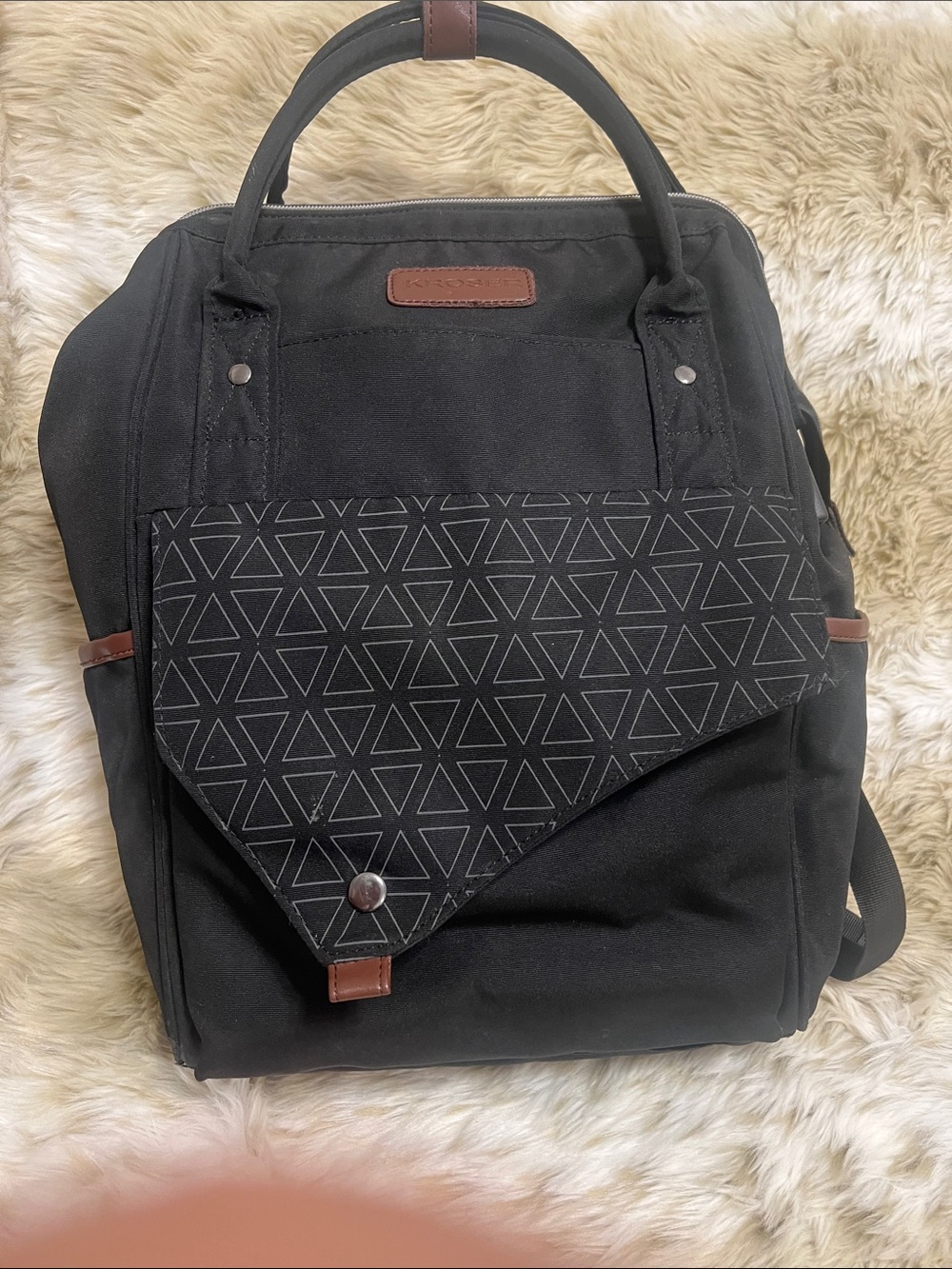 Fabulous Kroser Backpack w Geometric Front Flap. Lots of Compartments. Nice!!